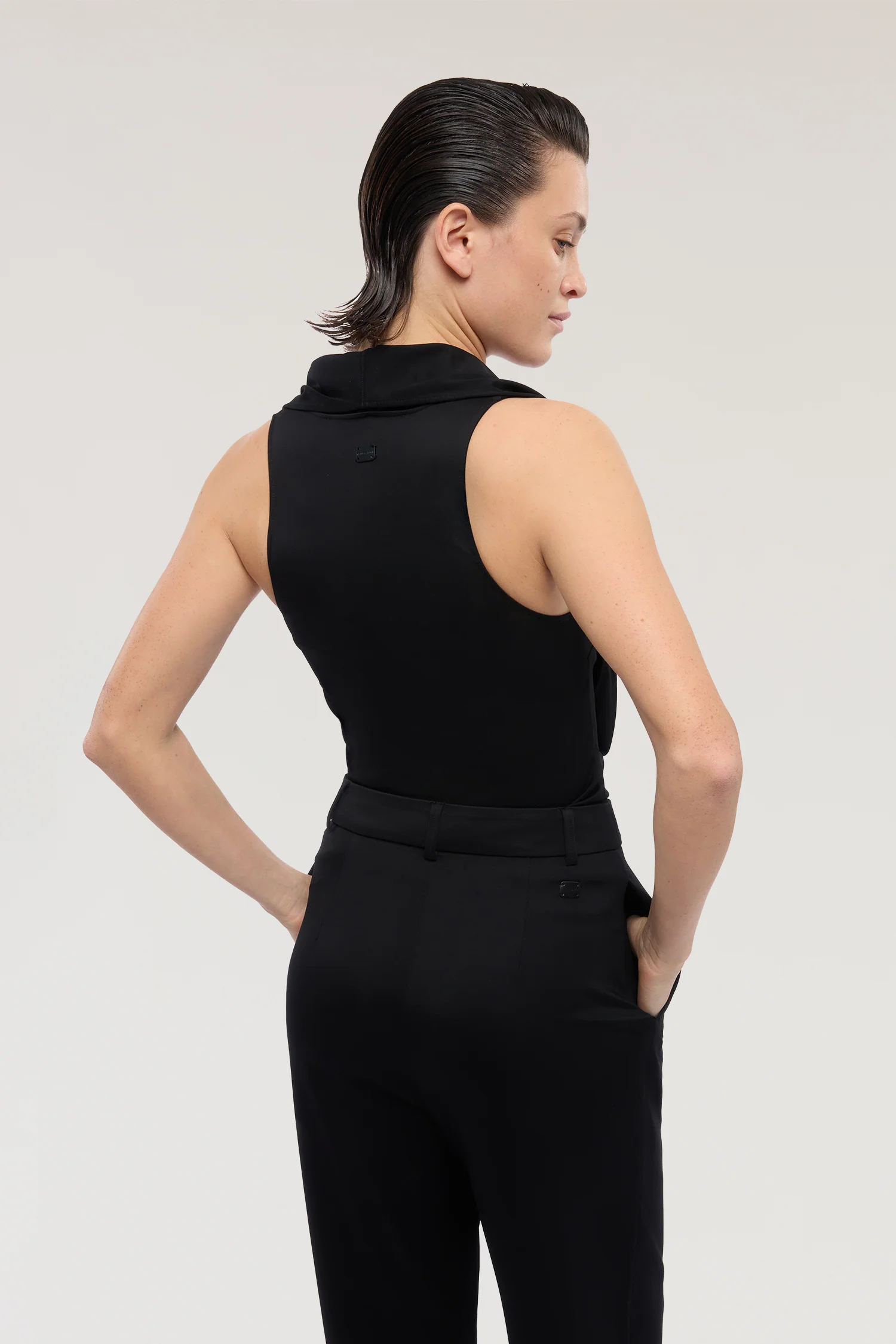 Pleated fluid top in viscose - Image 3